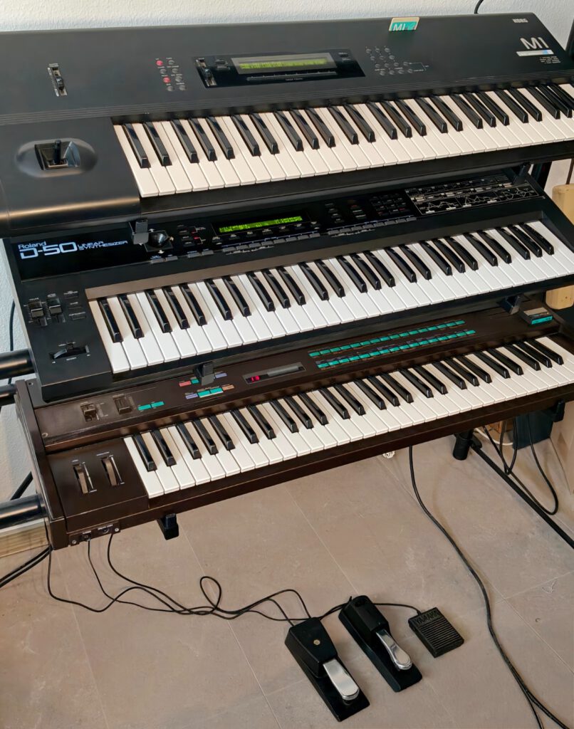 Korg M1 Roland D 50 Yamaha DX7